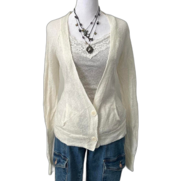 American Eagle By Payless Sweaters - American Eagle cream cardigan lightweight